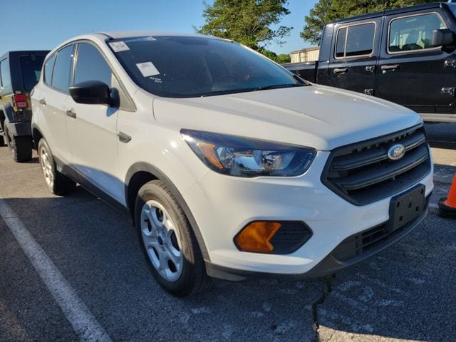 2018 Ford Escape S's photo