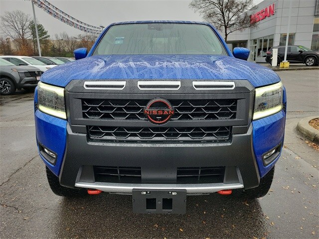 2026 Nissan Frontier PRO-4X photo 2