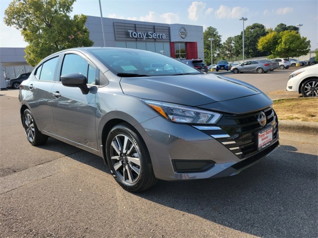 New 2025 Nissan Versa 1.6 SV Sedan