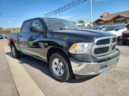 2021 Ram 1500 Classic SLT Truck Crew Cab