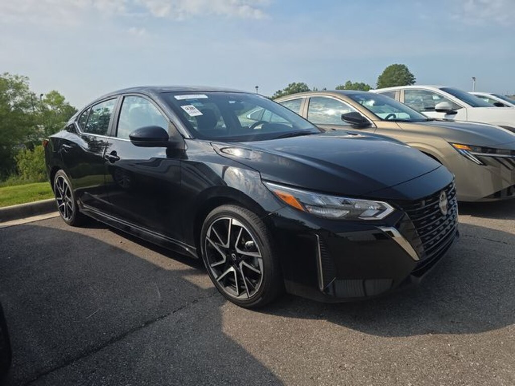 Certified 2025 Nissan Sentra SR Sedan