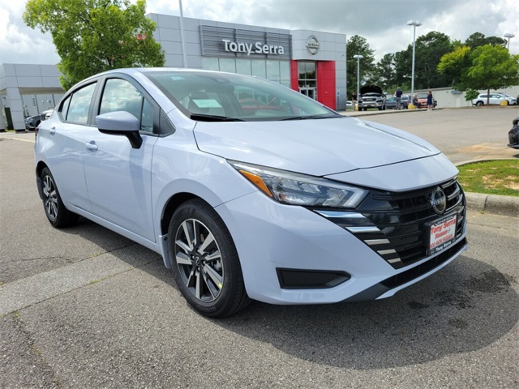 New 2025 Nissan Versa 1.6 SV Sedan