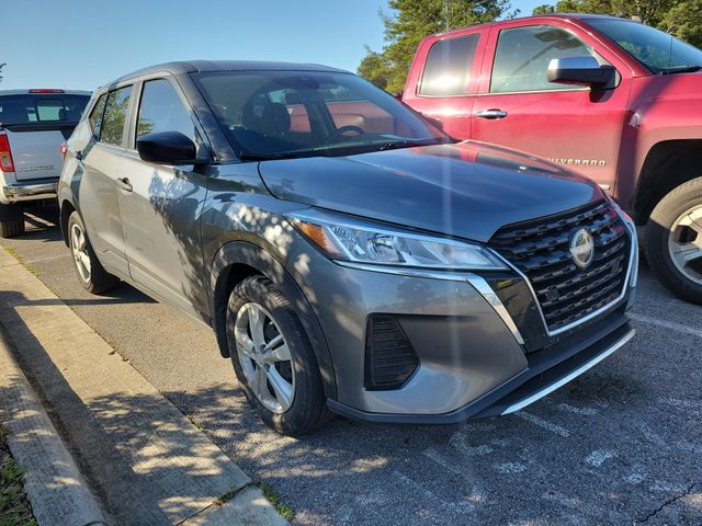 2022 Nissan Kicks 1.6 S's photo