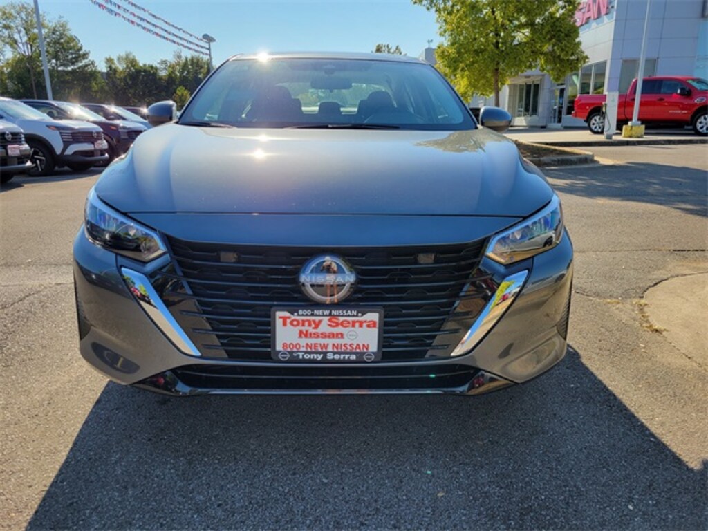 New 2025 Nissan Sentra SV Sedan