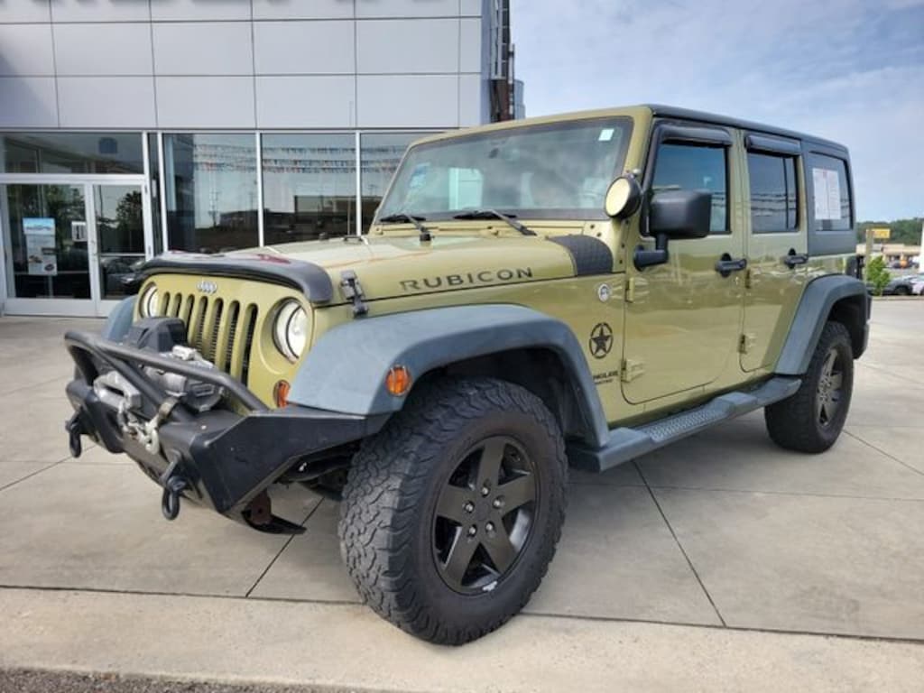 Used 2013 Jeep Wrangler Unlimited Rubicon SUV