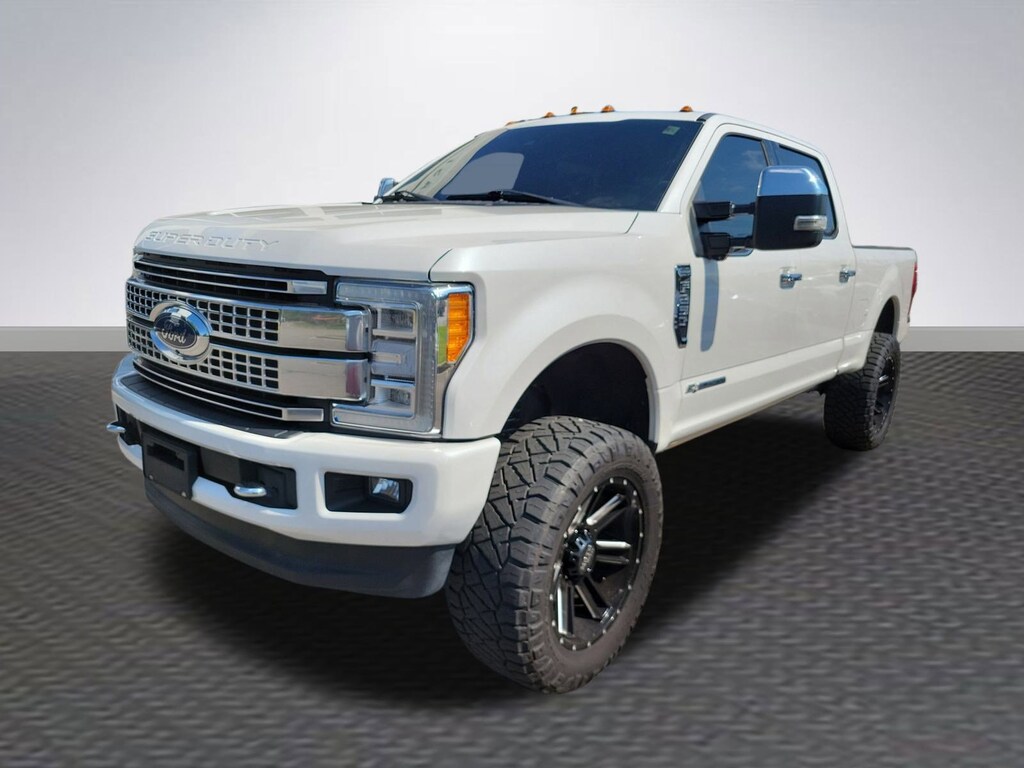Used 2017 Ford F-250  Truck Crew Cab