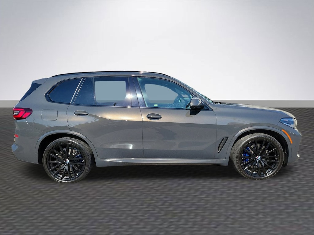 Used 2022 BMW X5 M50i SUV