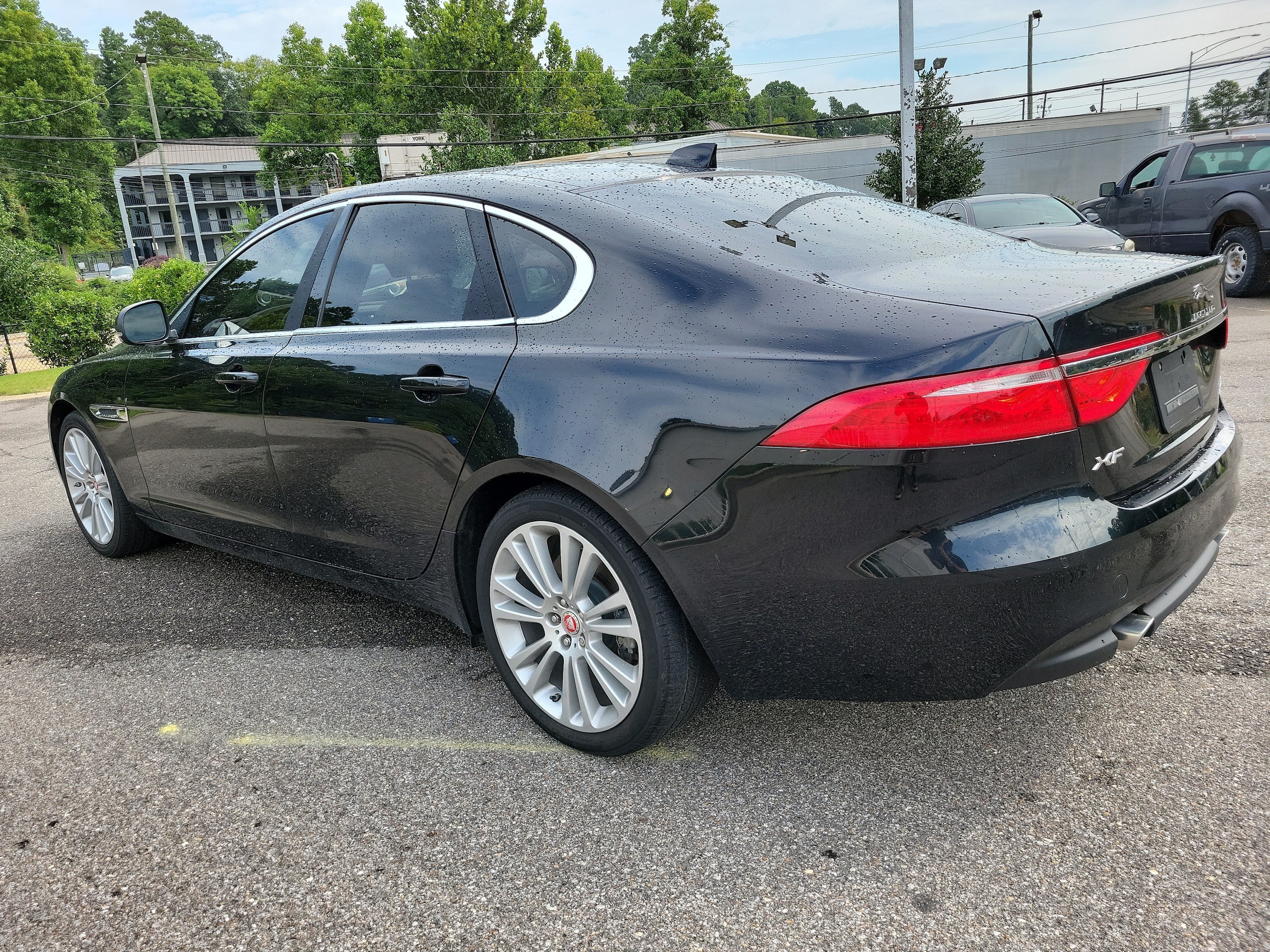 2020 Jaguar XF Premium - Photo 7
