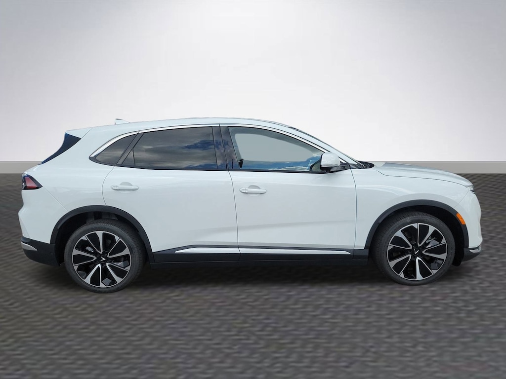 New 2025 VinFast VF 8 Plus SUV