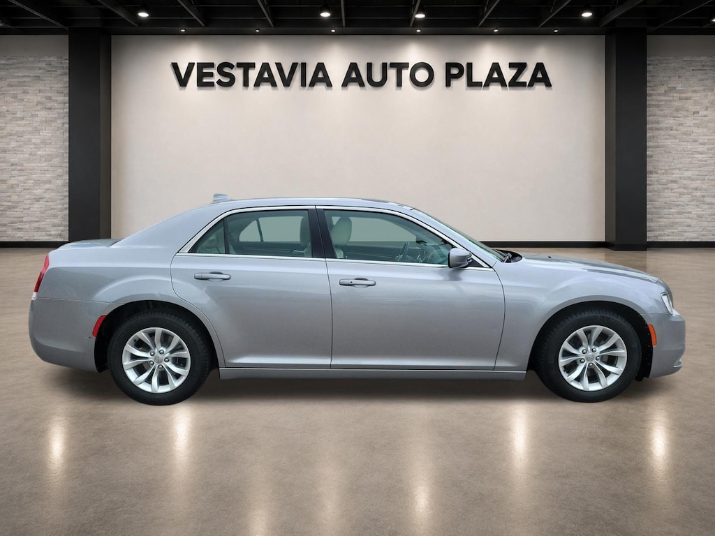 Used 2016 Chrysler 300 Limited Sedan