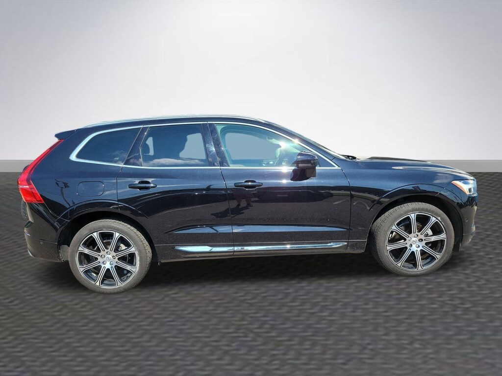 Used 2019 Volvo XC60 T5 Inscription SUV