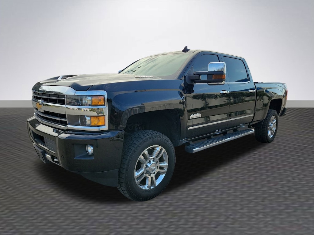 Used 2019 Chevrolet Silverado 2500HD High Country Truck Crew Cab