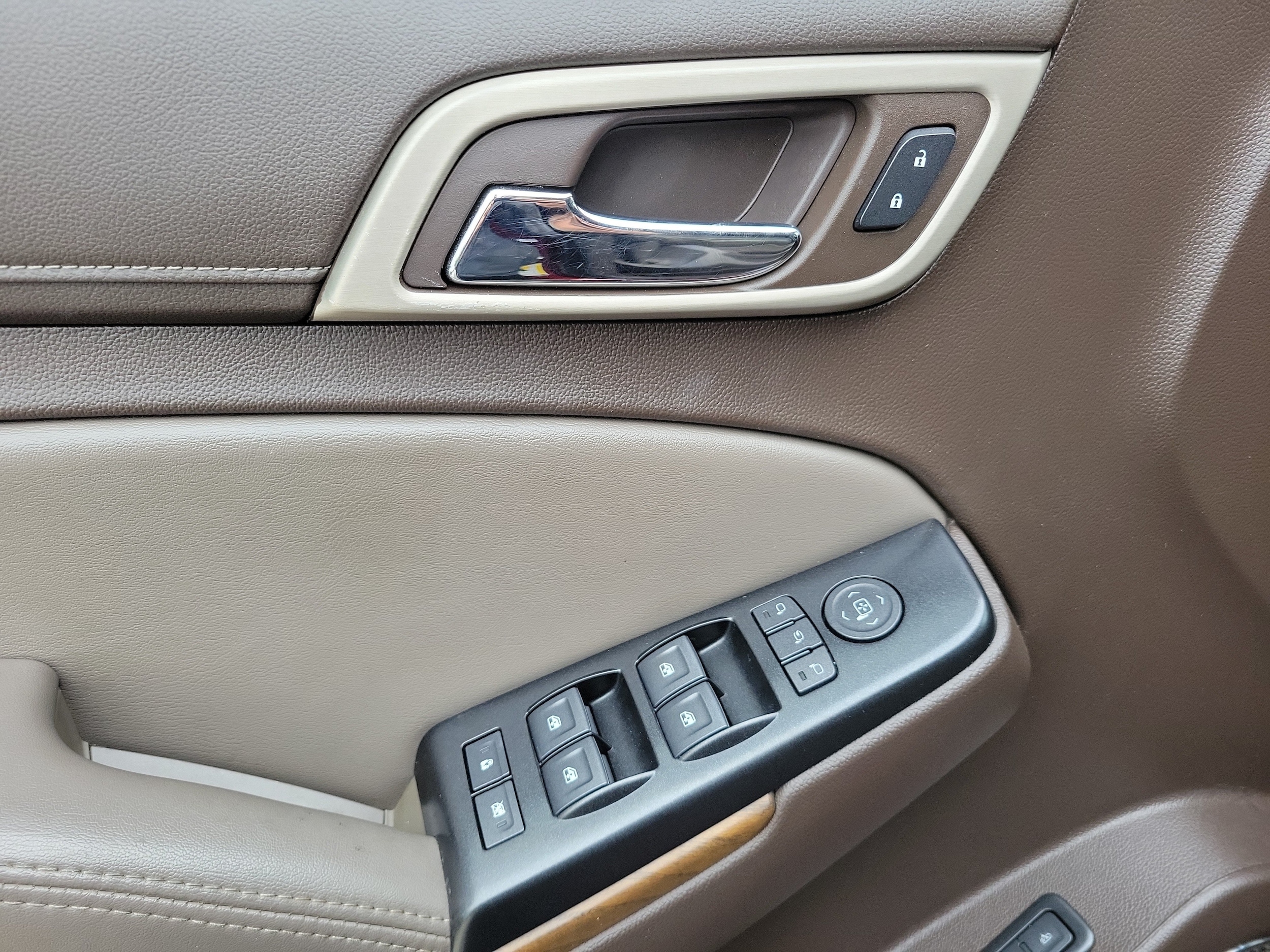 2019 GMC Yukon Denali - Photo 23