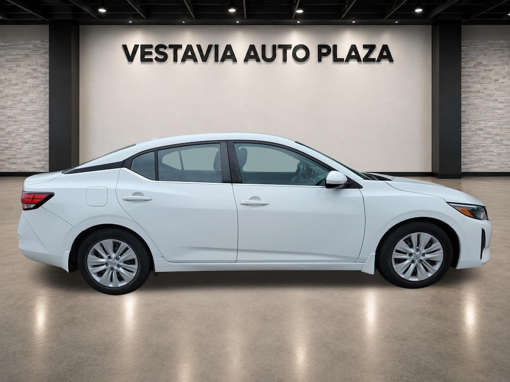 Used 2024 Nissan Sentra SV Sedan