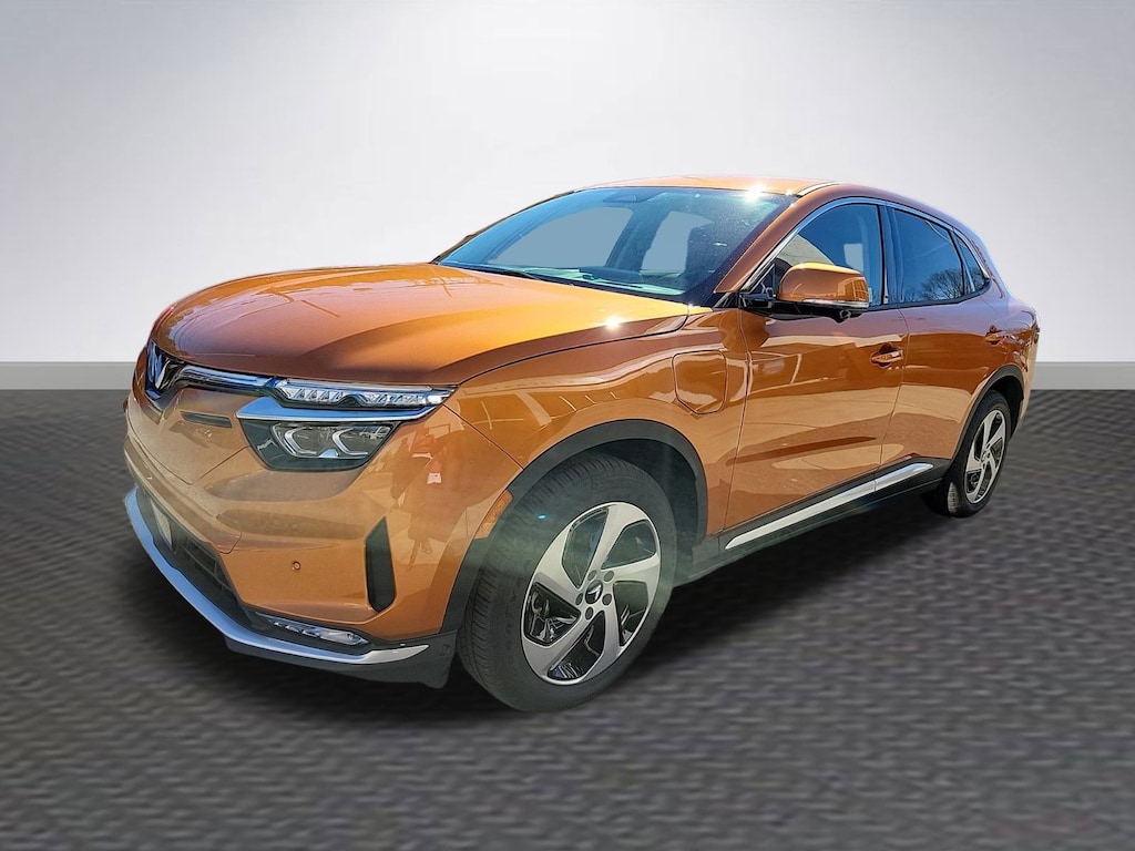 New 2025 VinFast VF 8 Eco SUV