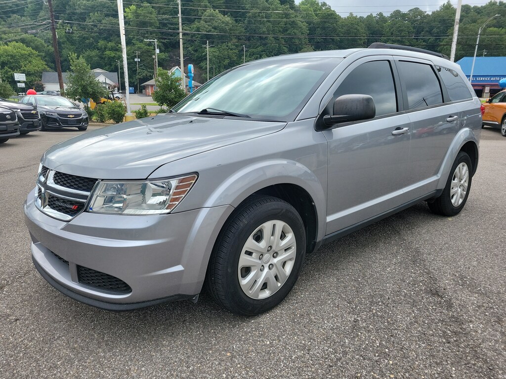 Used 2018 Dodge Journey SE SUV