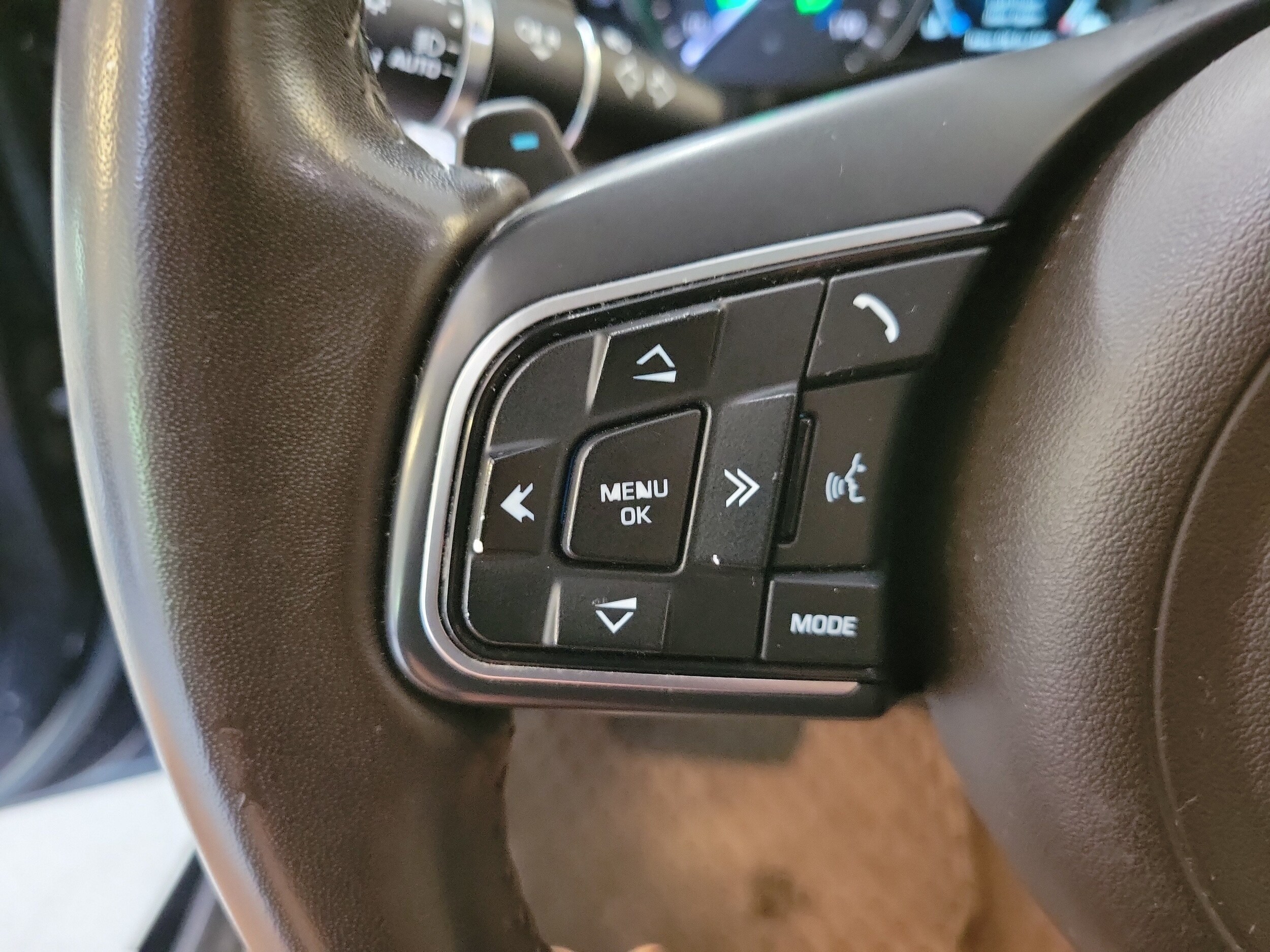 2020 Jaguar XF Premium - Photo 20