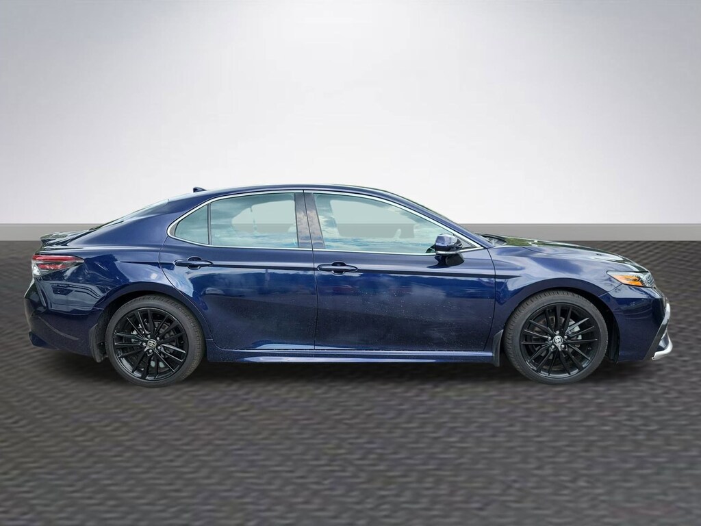 Used 2022 Toyota Camry Hybrid XSE Sedan