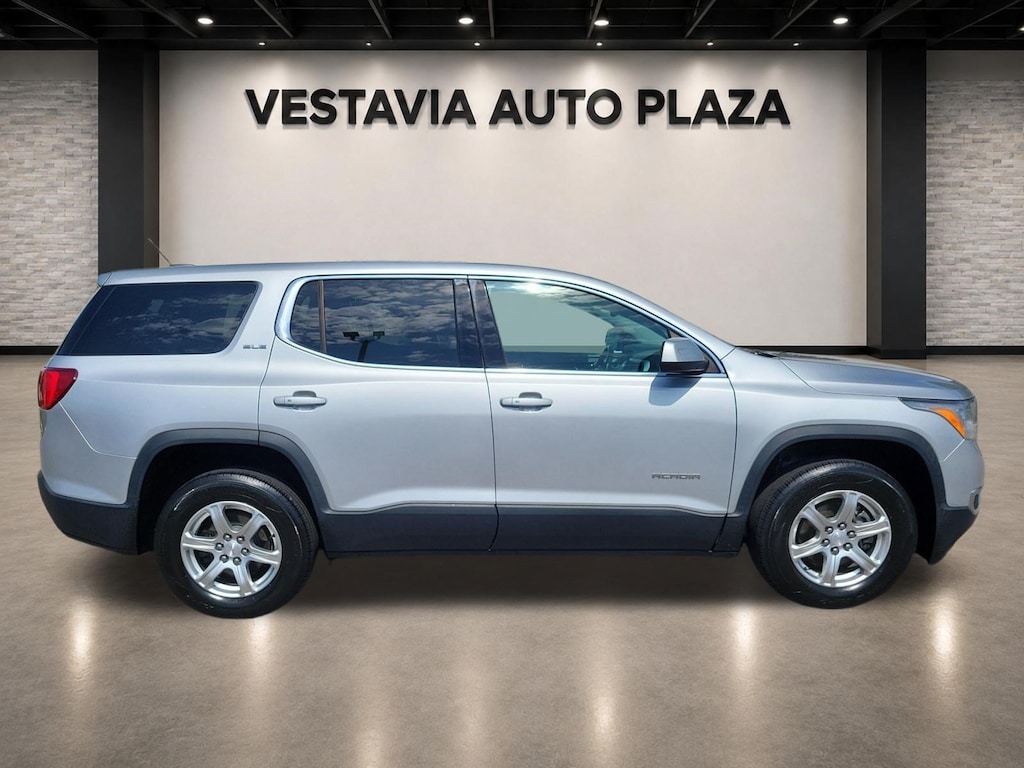 Used 2018 GMC Acadia SLE-1 SUV