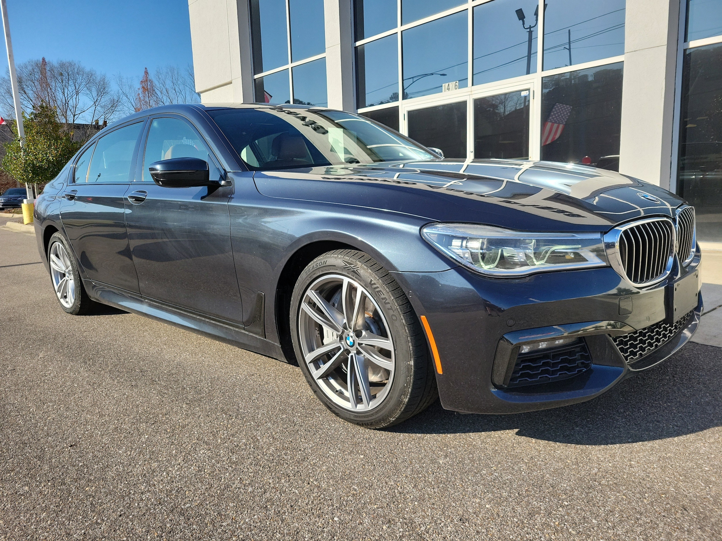 2017 BMW 7 Series 750i's photo