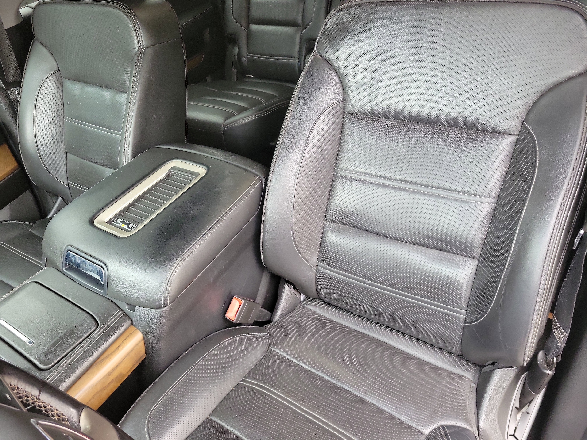 2020 GMC Yukon XL Denali - Photo 11