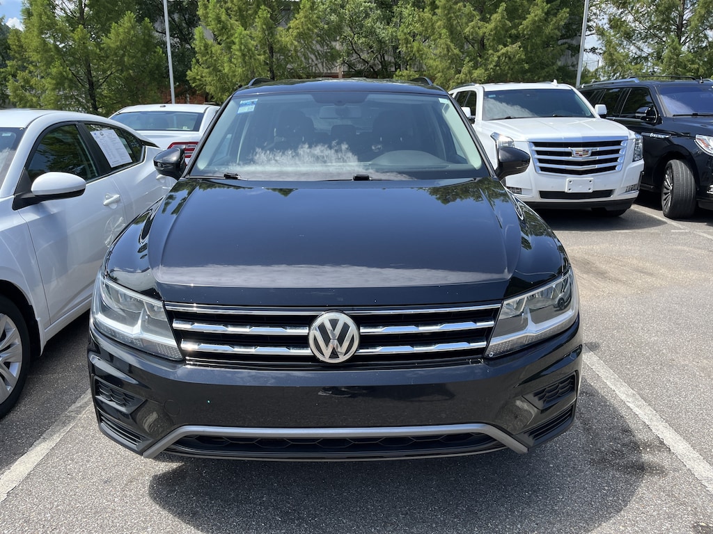 New 2018 Volkswagen Tiguan 2.0T SE SUV