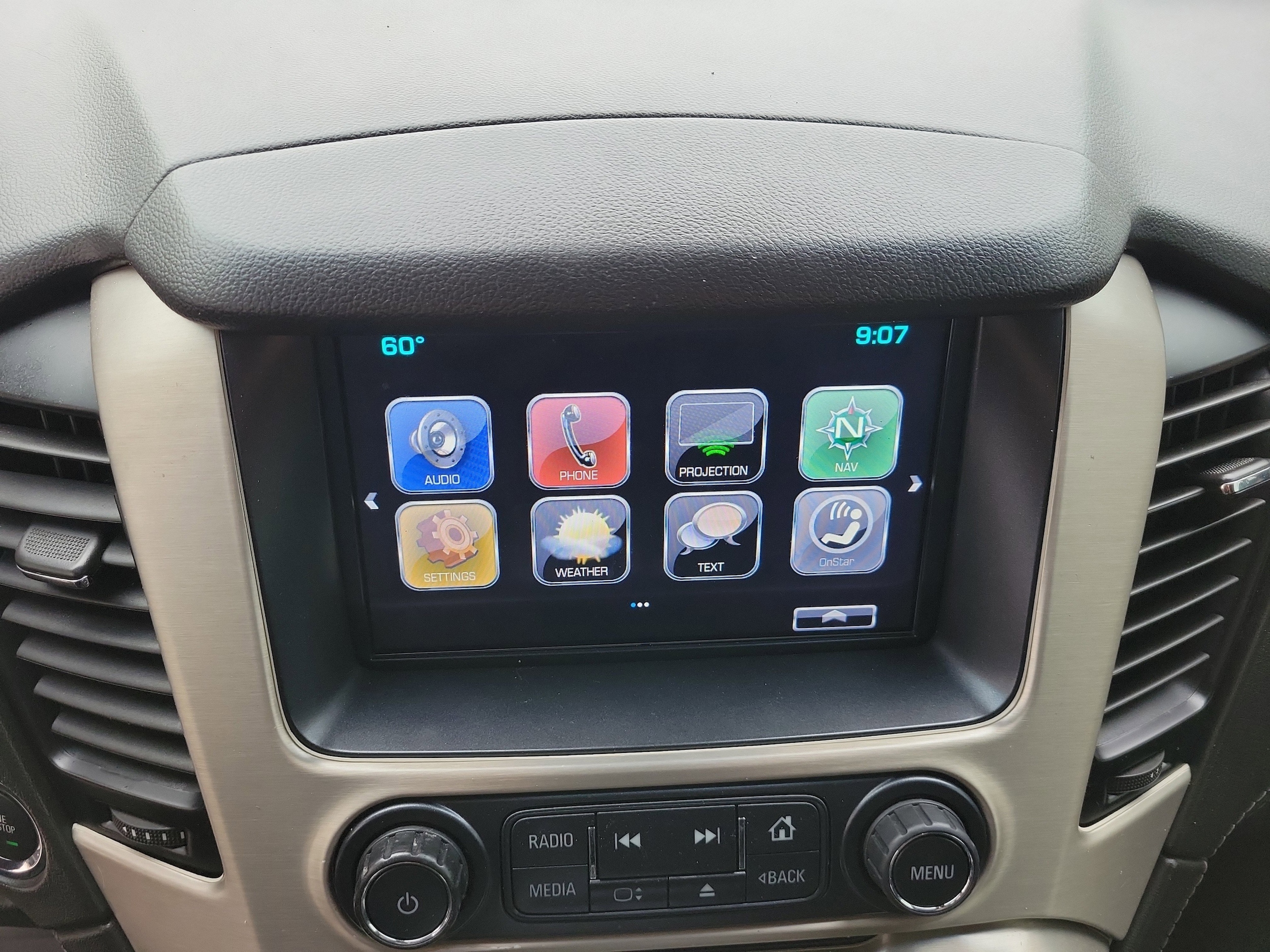 2020 GMC Yukon XL Denali - Photo 16