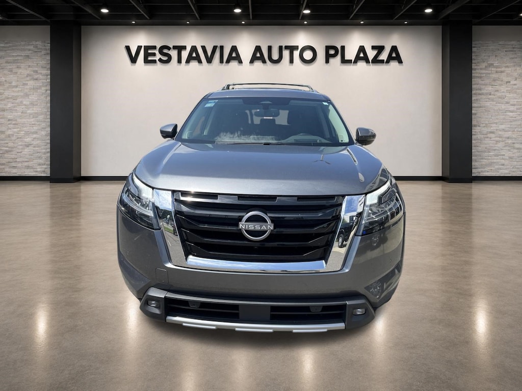 Used 2022 Nissan Pathfinder Platinum SUV