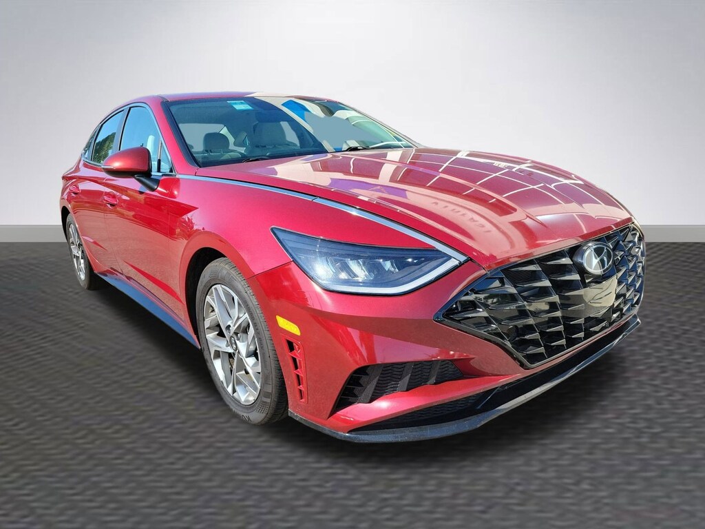 Used 2023 Hyundai Sonata SEL Sedan