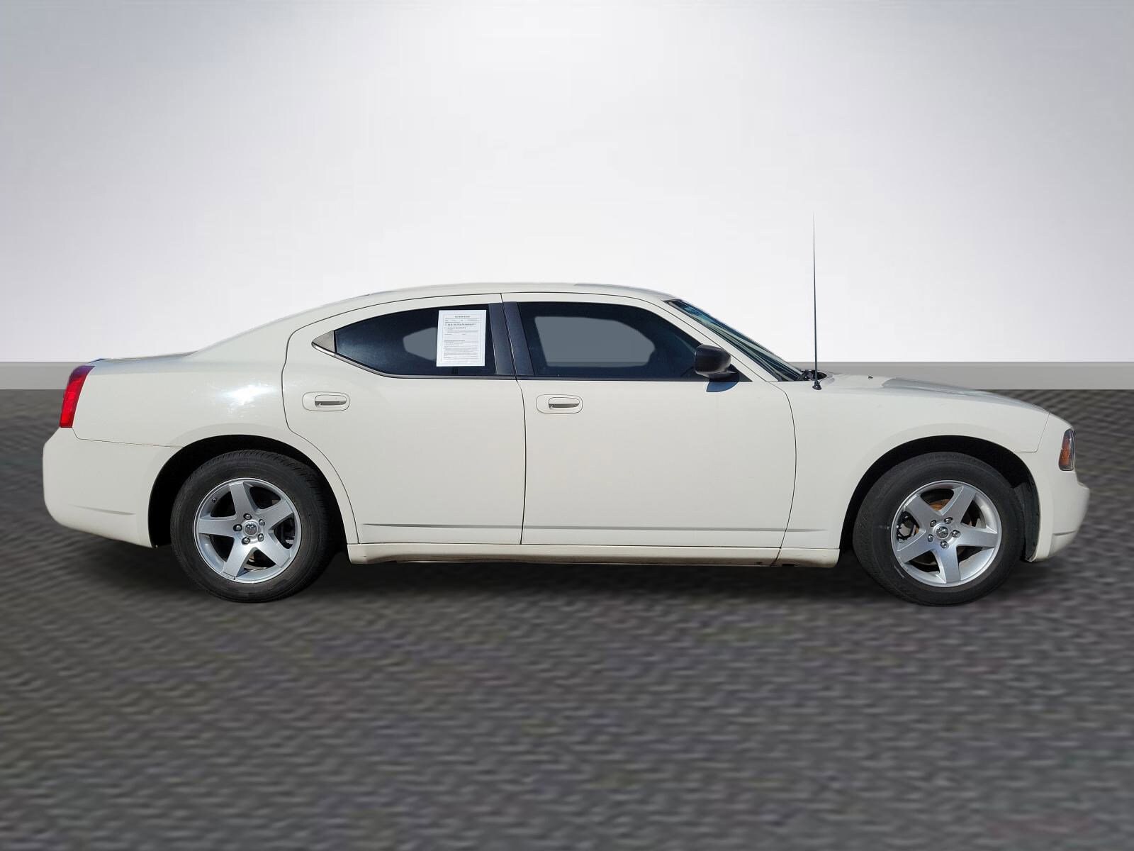 2009 Dodge Charger SE photo 4