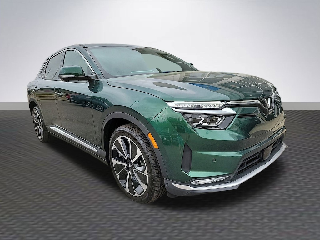 New 2025 VinFast VF 8 Plus SUV