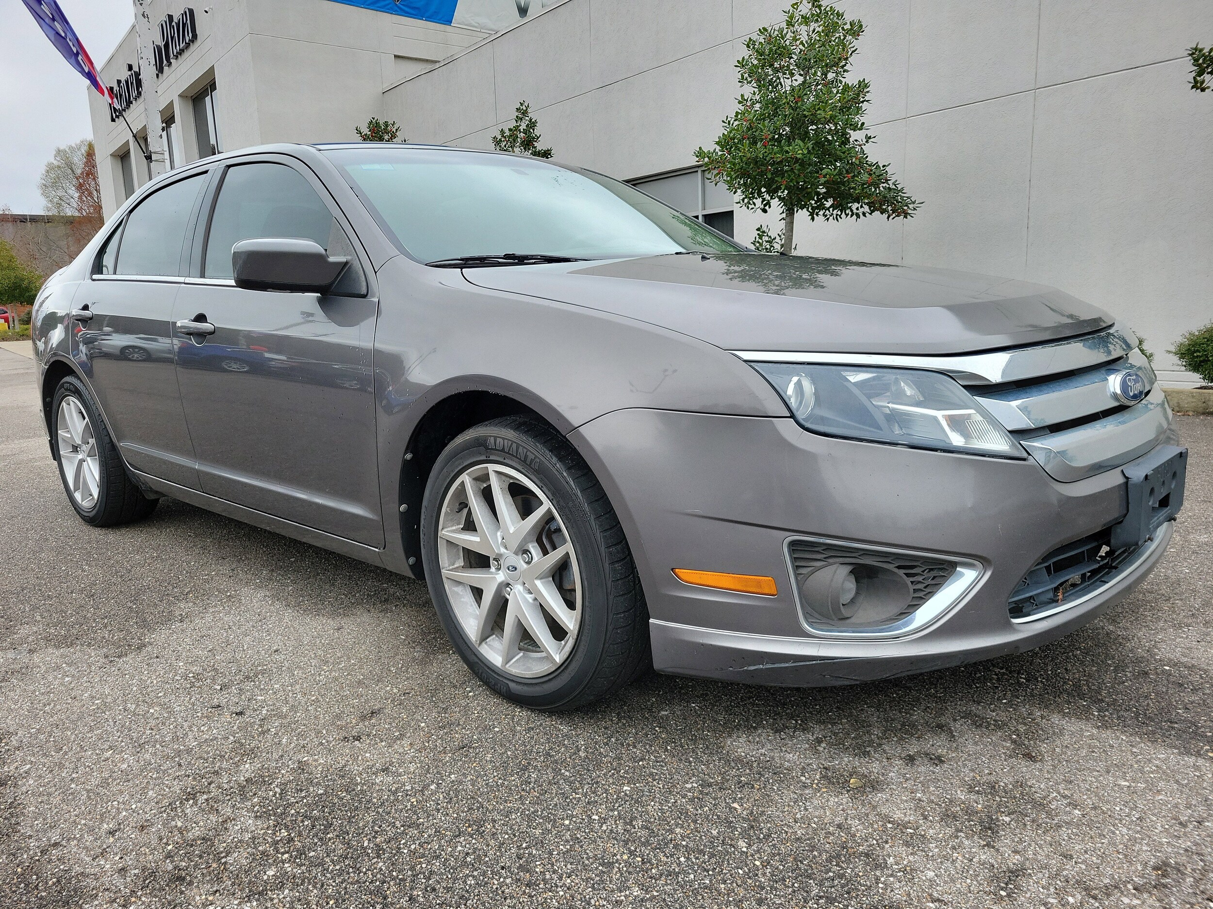 2012 Ford Fusion SEL's photo