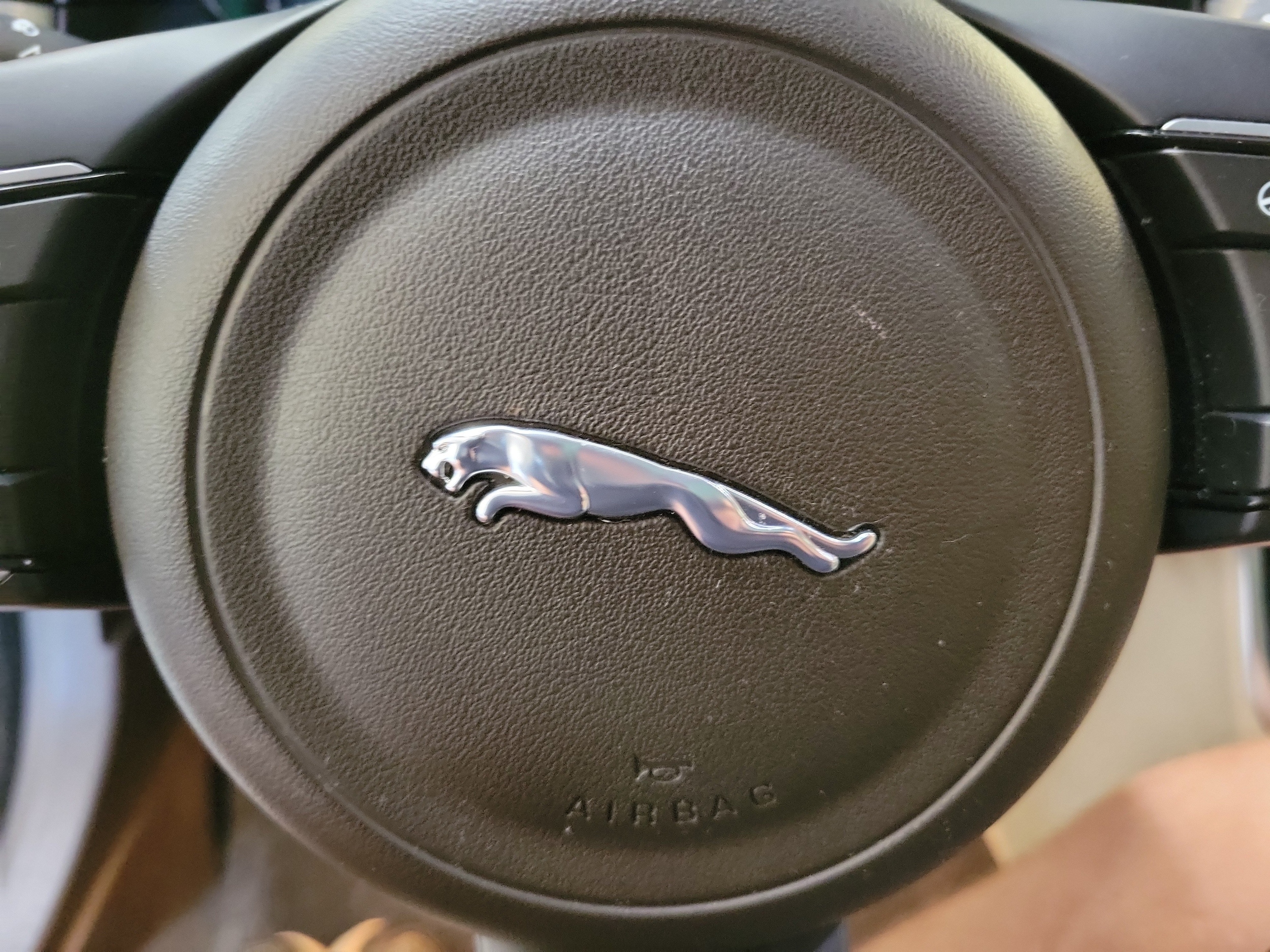 2020 Jaguar XF Premium - Photo 21
