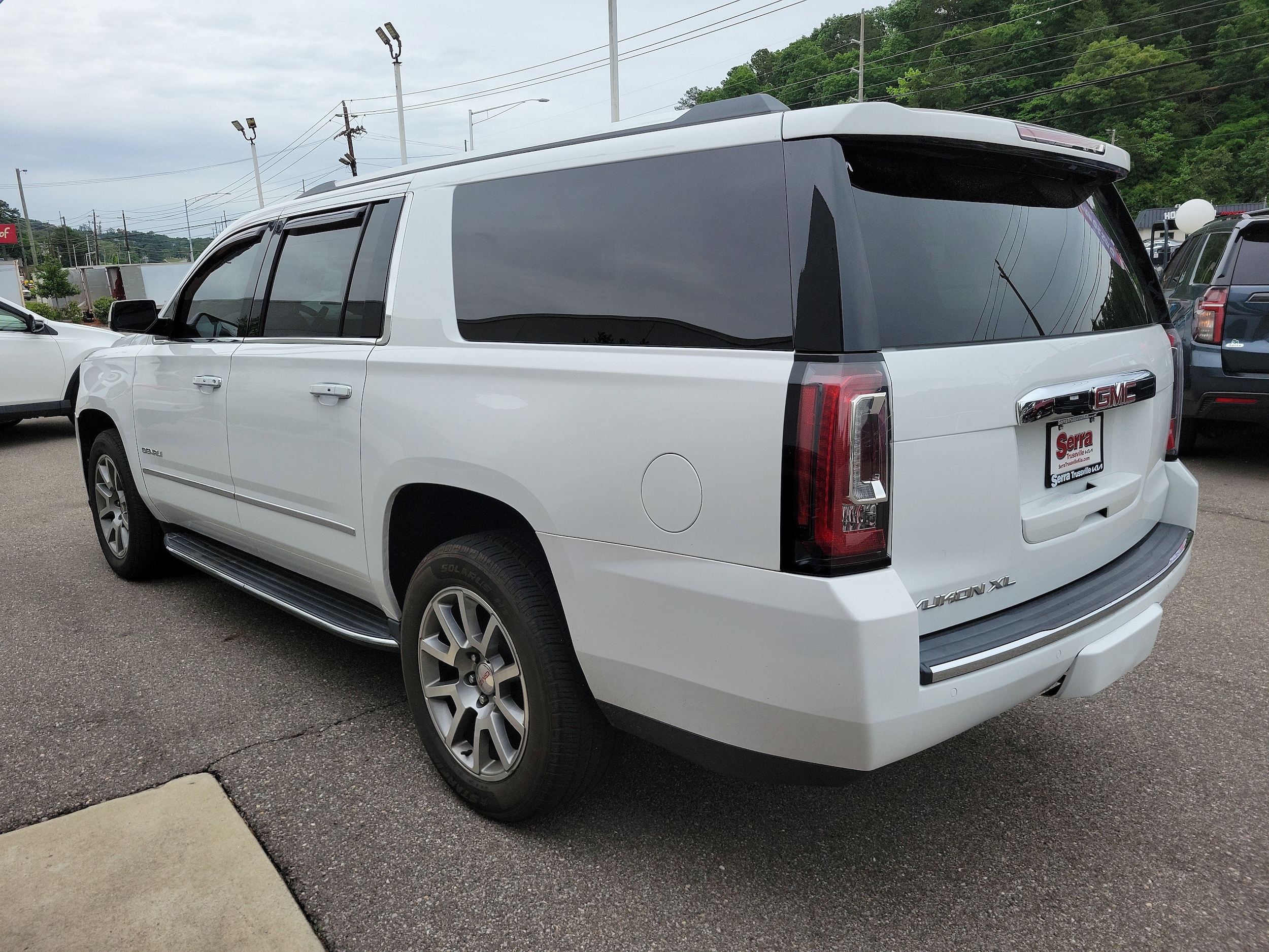 2020 GMC Yukon XL Denali - Photo 7