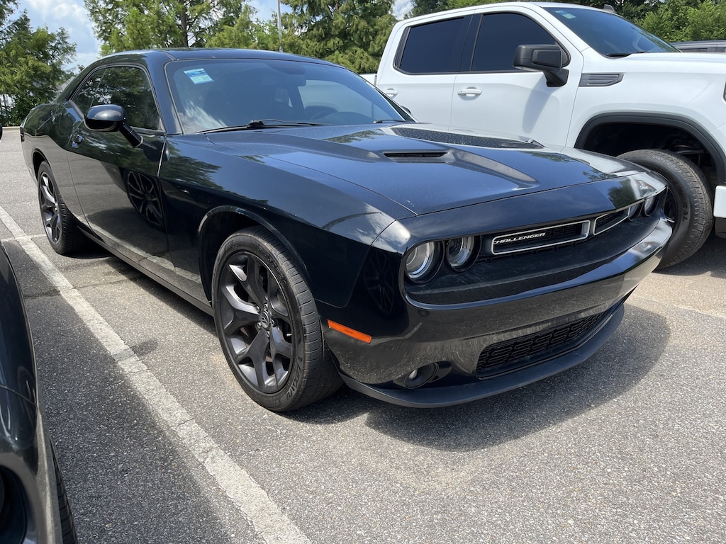 Used 2018 Dodge Challenger SXT Coupe