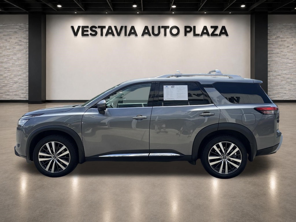 Used 2022 Nissan Pathfinder Platinum SUV