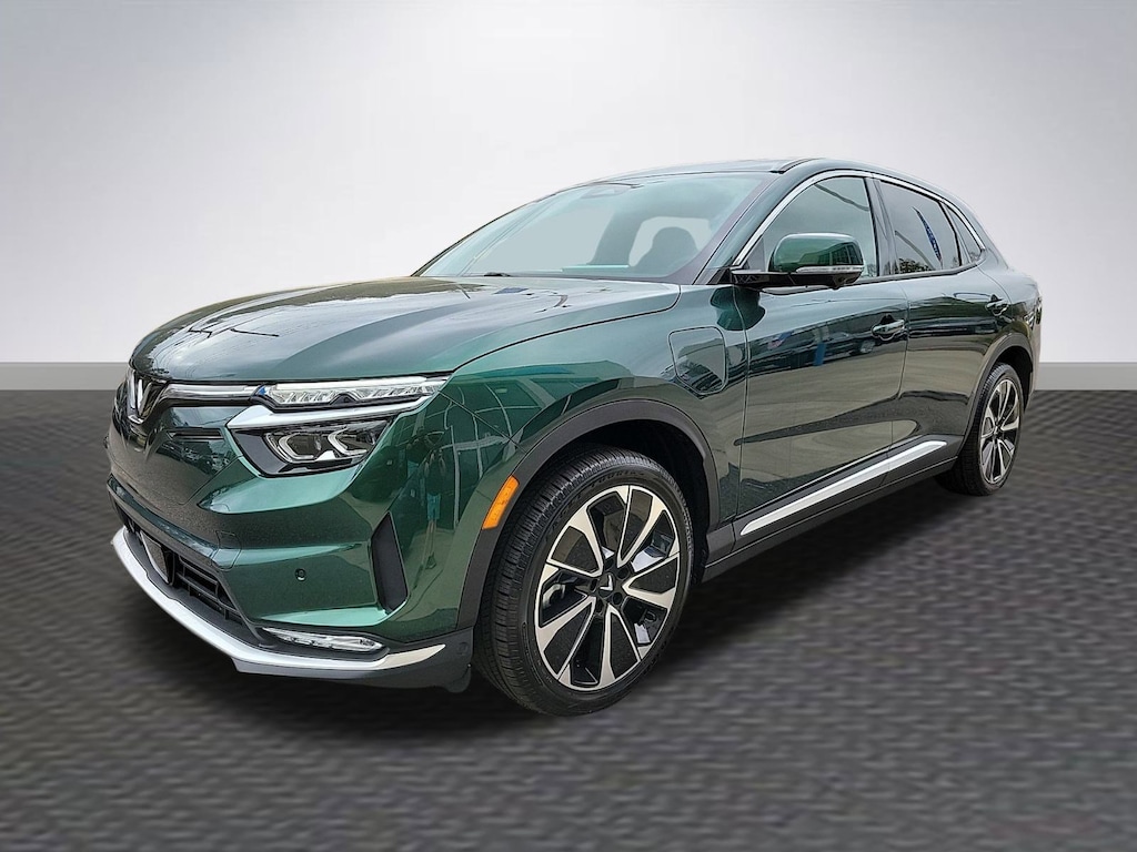 New 2025 VinFast VF 8 Plus SUV