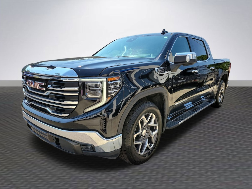 Used 2022 GMC Sierra 1500 SLT Truck Crew Cab