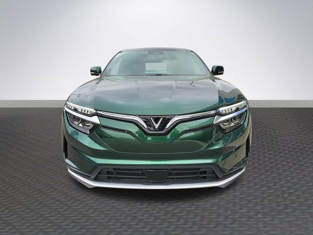 New 2025 VinFast VF 8 Plus SUV