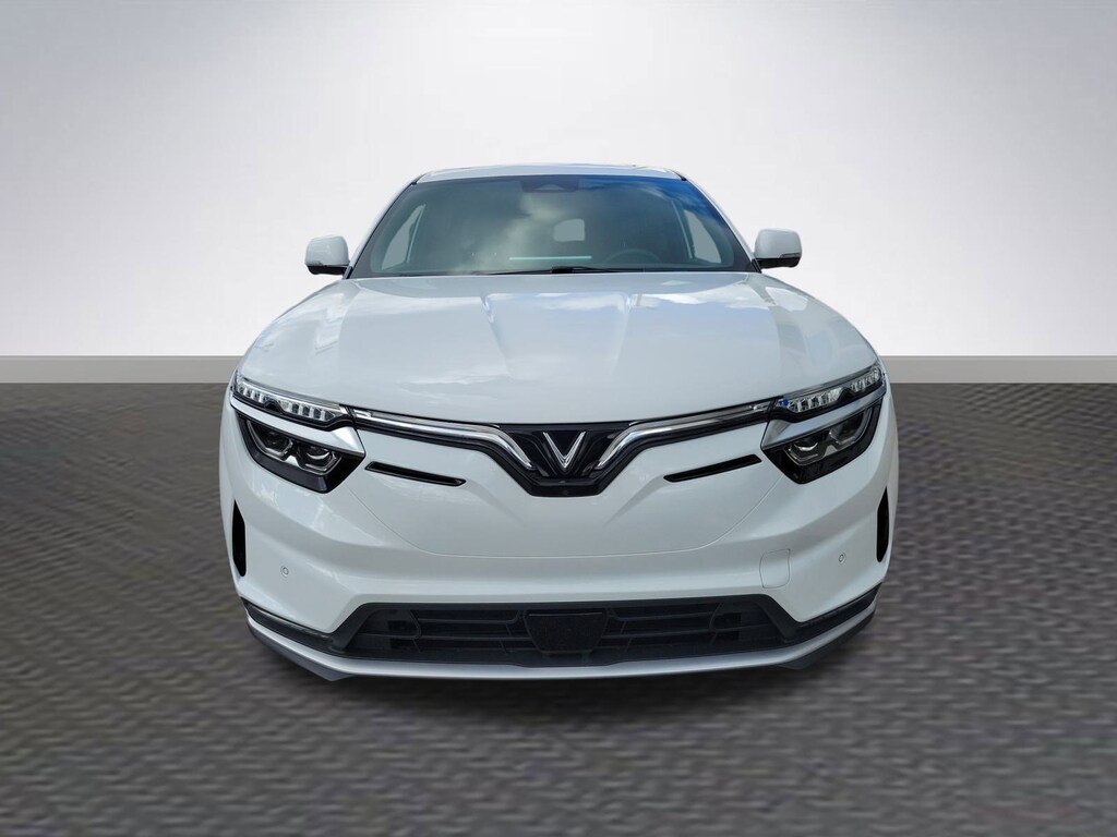 New 2025 VinFast VF 8 Plus SUV