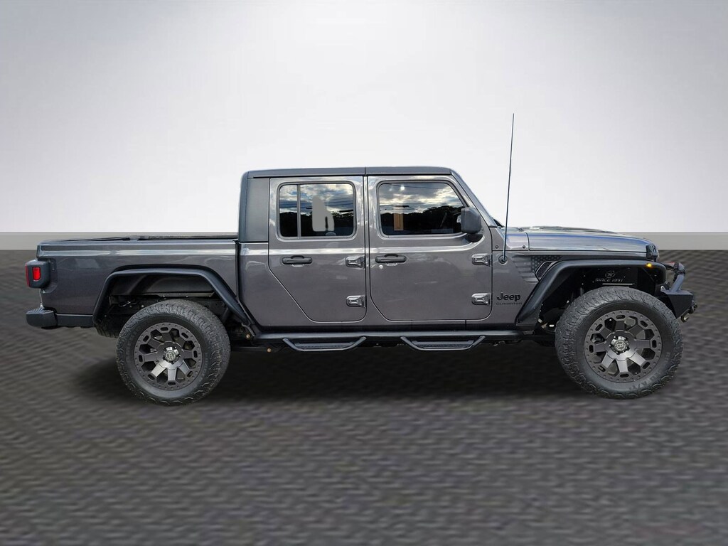 Used 2020 Jeep Gladiator Sport Truck Crew Cab