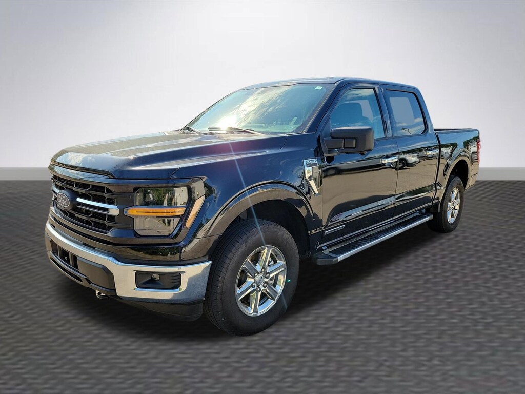 New 2024 Ford F-150 XLT Truck SuperCrew Cab
