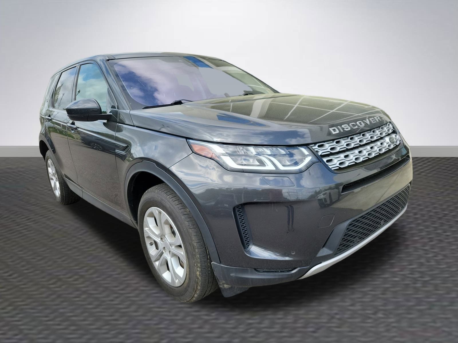 2020 Land Rover Discovery Sport Base's photo