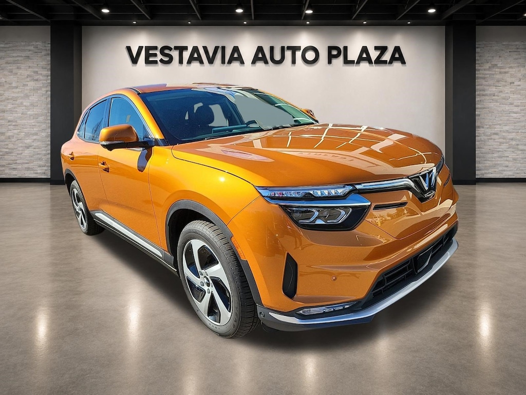 New 2025 VinFast VF 8 Eco SUV