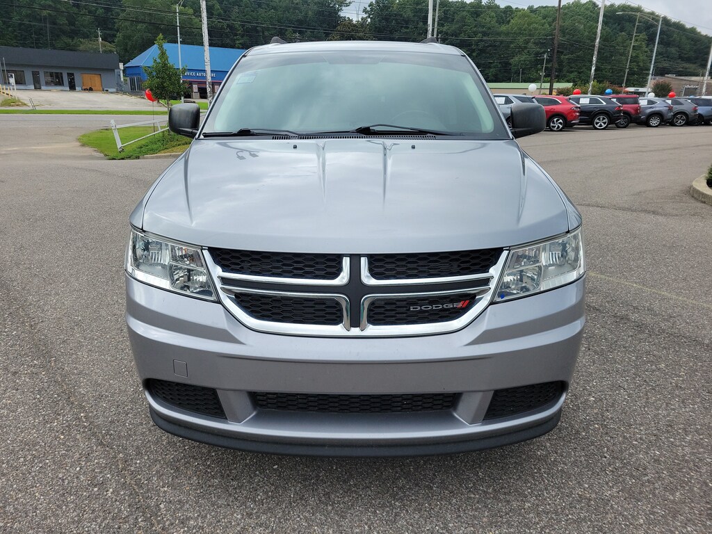 Used 2018 Dodge Journey SE SUV