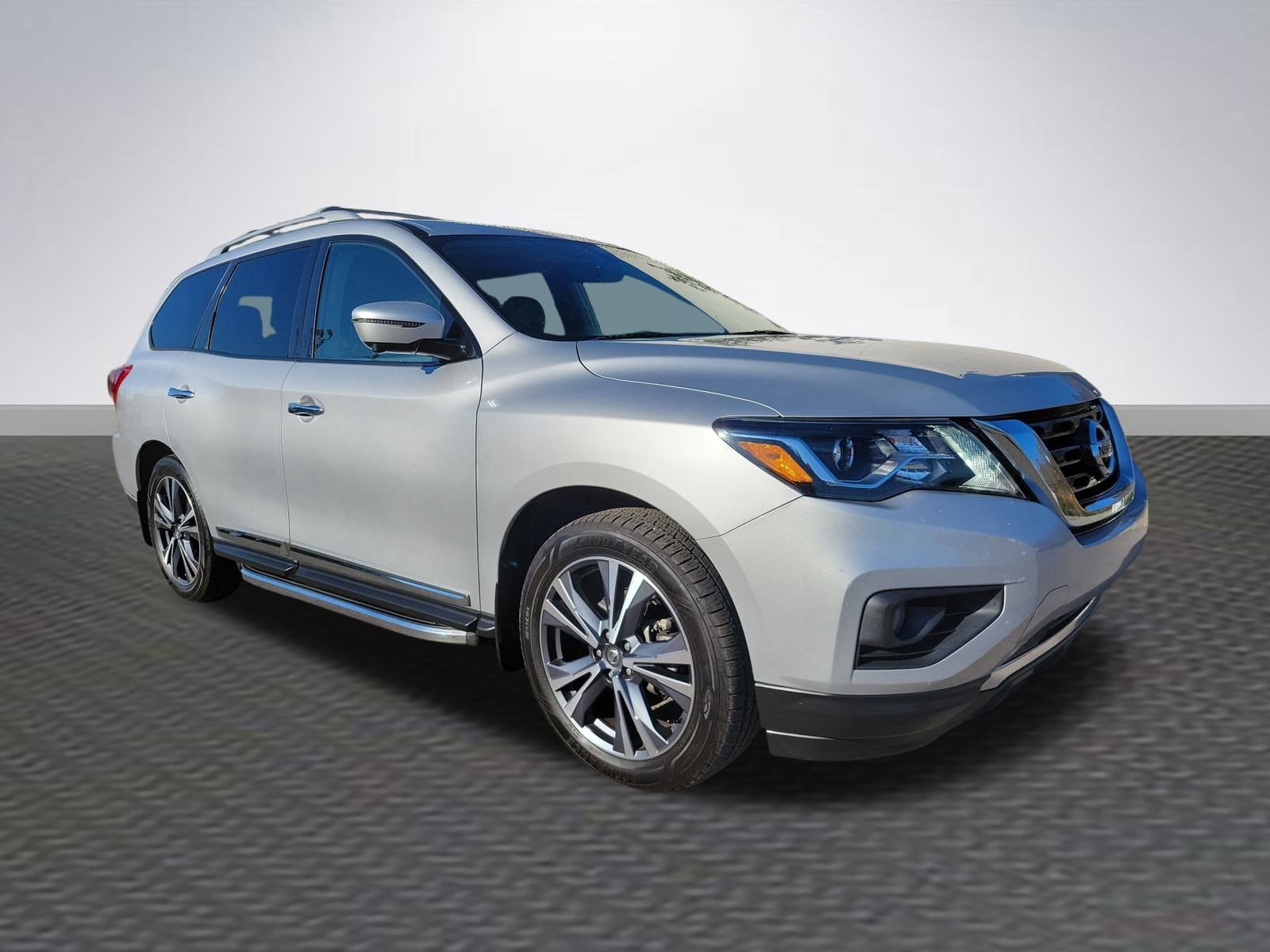 2020 Nissan Pathfinder Platinum