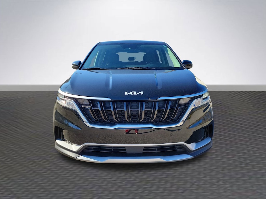 Used 2024 Kia Carnival EX MPV