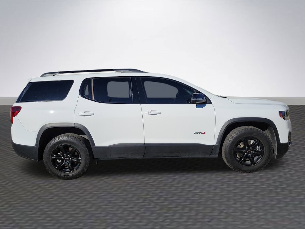 Used 2022 GMC Acadia AT4 SUV