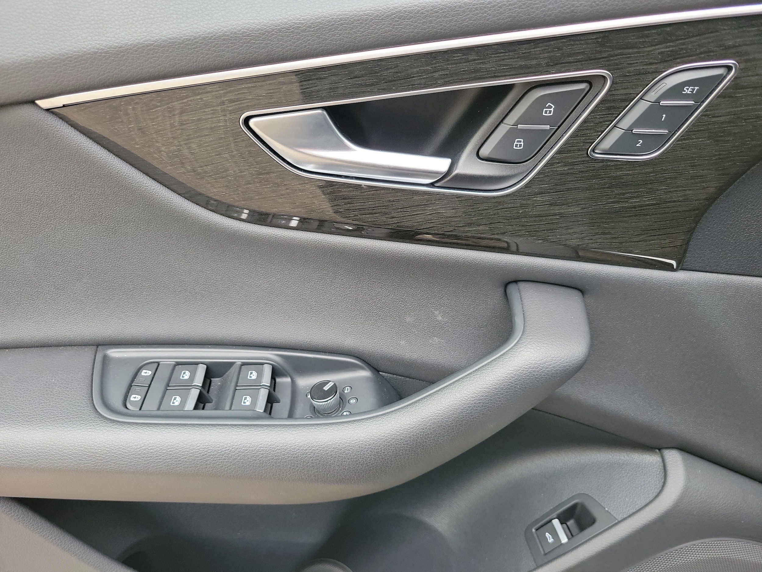 2021 Audi Q8 Premium - Photo 24