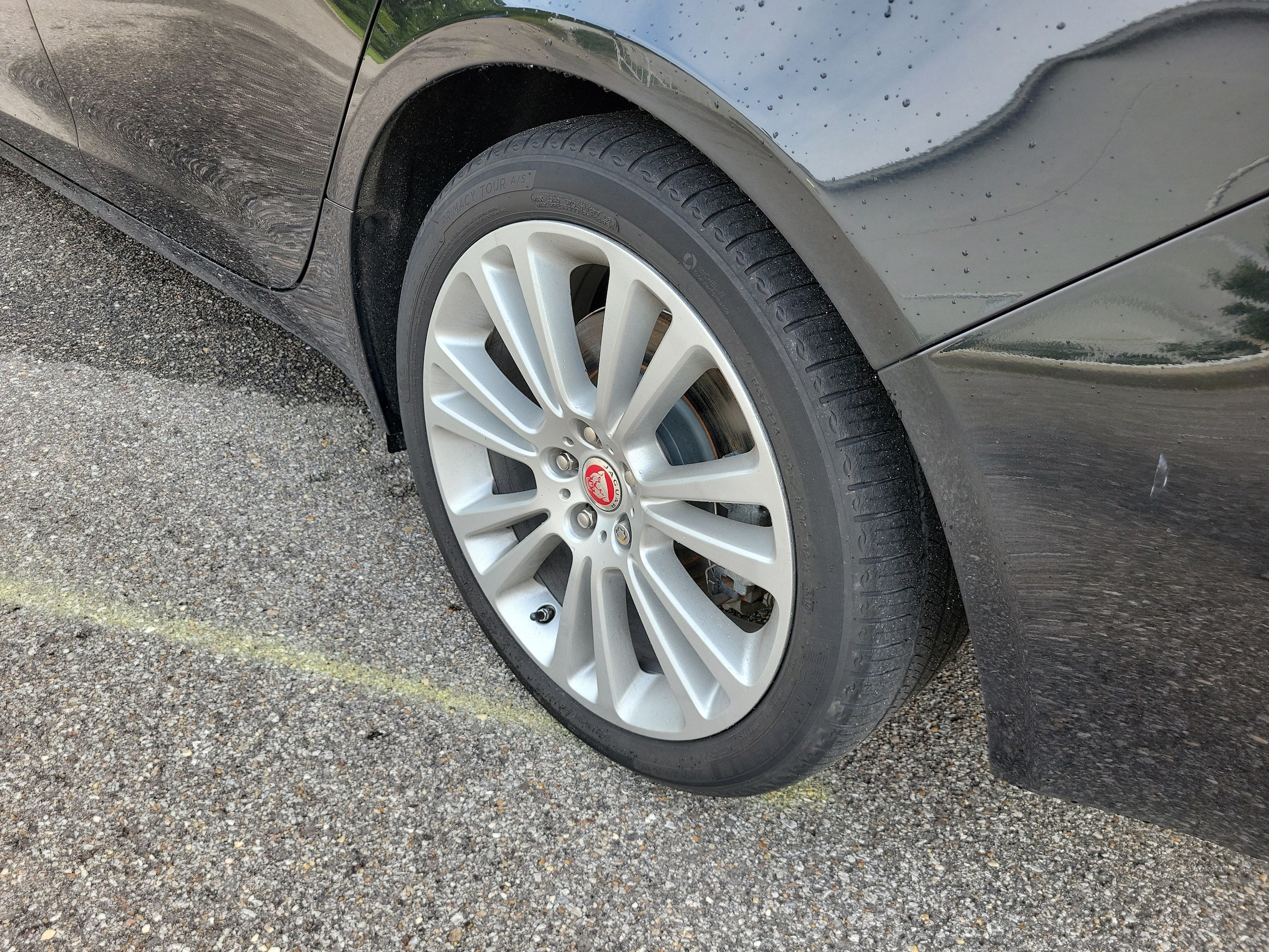 2020 Jaguar XF Premium - Photo 26